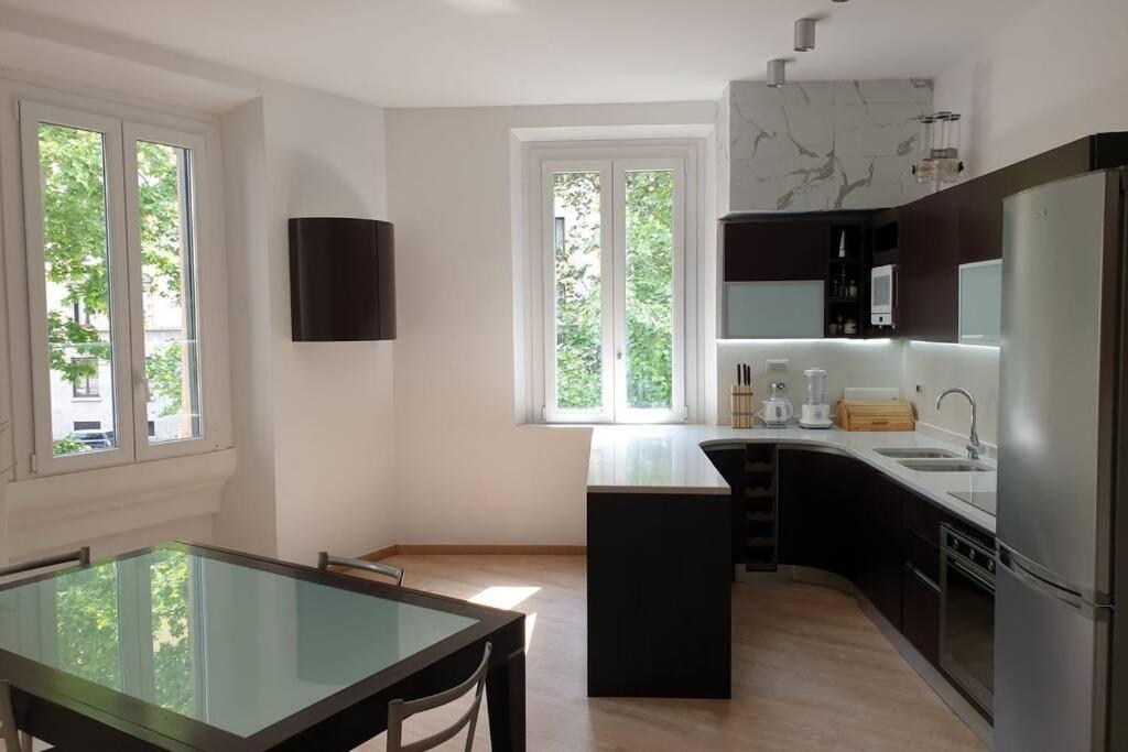 מילאנו Your Lovely Home, Porta Venezia-1 Queen Bed, 3 Single Beds, 1 Sofa Bed- מראה חיצוני תמונה